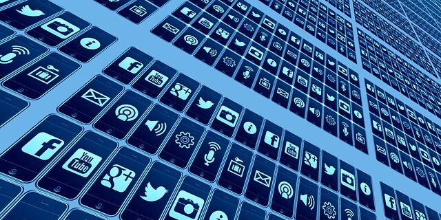 mobile-phone-426559_640